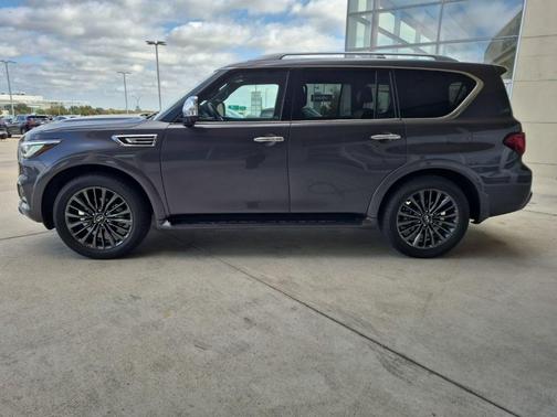 2024 INFINITI QX80 SENSORY