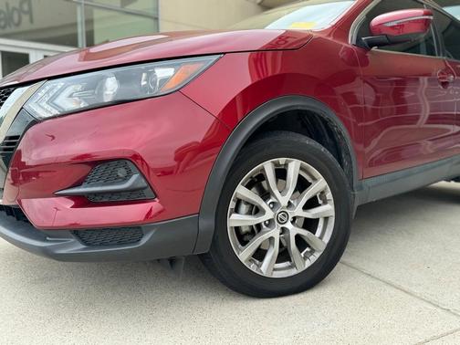 2020 Nissan Rogue Sport SV