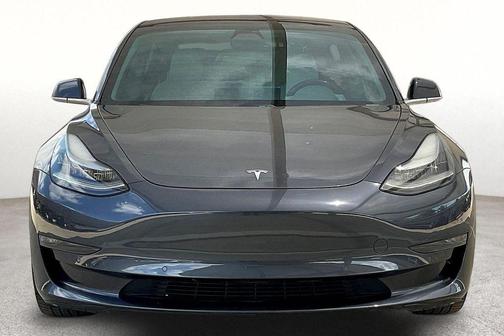 Deep Blue Metallic 2018 Tesla Model 3 Performance