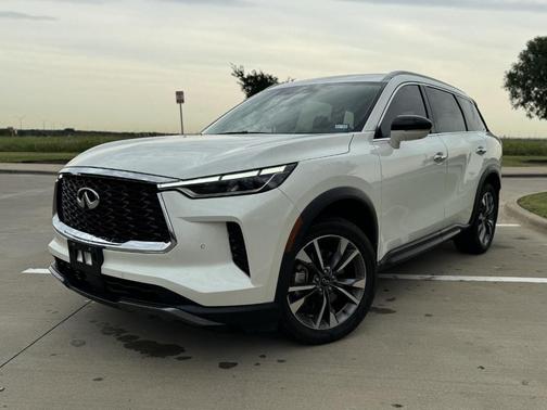 2022 INFINITI QX60 Luxe