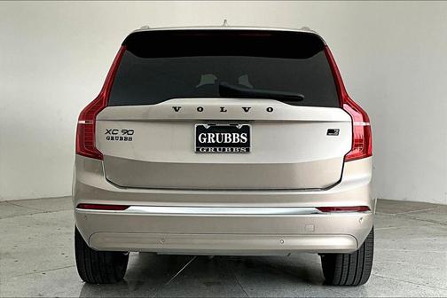 2024 Volvo XC90 Recharge Plug-In Hybrid T8 Plus 6 Passenger