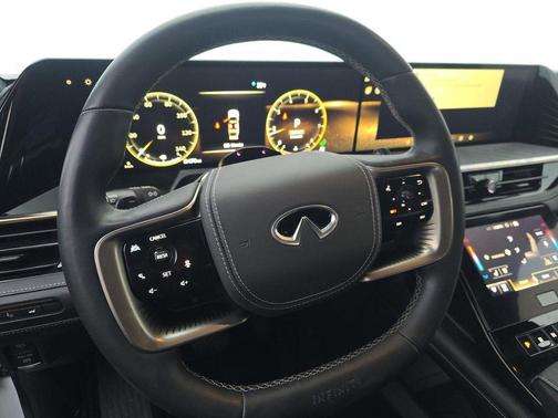 2025 INFINITI QX80 AUTOGRAPH