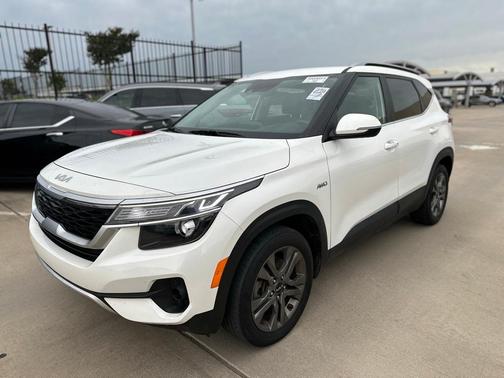 2022 Kia Seltos S