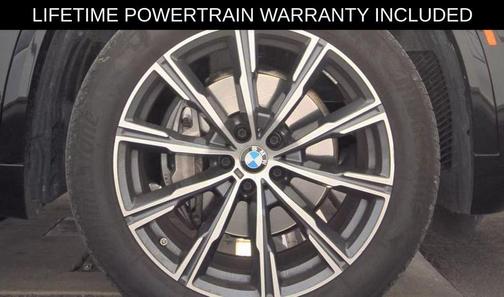 Black Sapphire Metallic 2025 BMW X5 xDrive40i