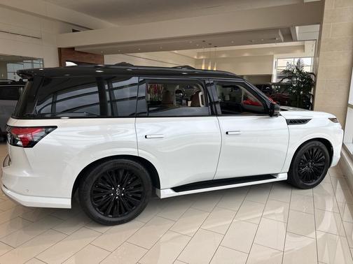 2025 INFINITI QX80 SENSORY