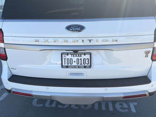 2023 Ford Expedition XLT