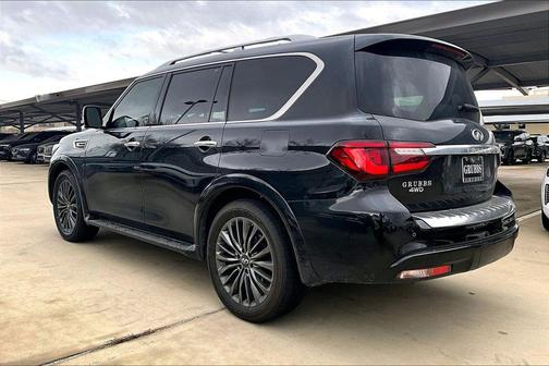 2023 INFINITI QX80 SENSORY