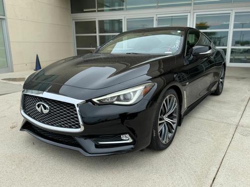 2018 INFINITI Q60 3.0t LUXE