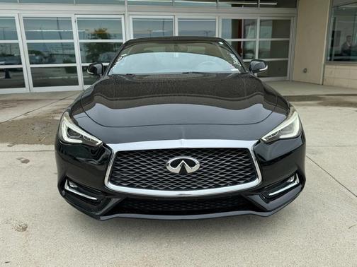 2018 INFINITI Q60 3.0t LUXE