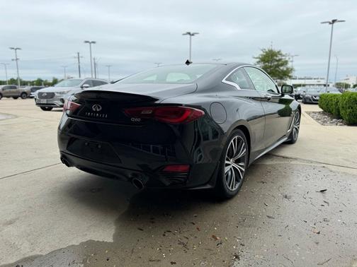 2018 INFINITI Q60 3.0t LUXE