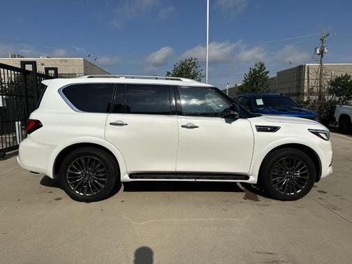 2024 INFINITI QX80 PREMIUM SELECT
