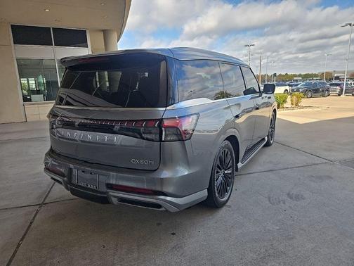 2025 INFINITI QX80 SENSORY