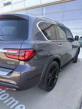 2023 INFINITI QX80 Luxe