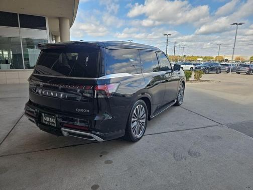 2025 INFINITI QX80 SENSORY