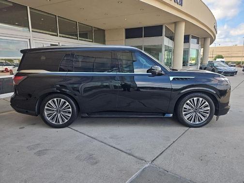 2025 INFINITI QX80 SENSORY