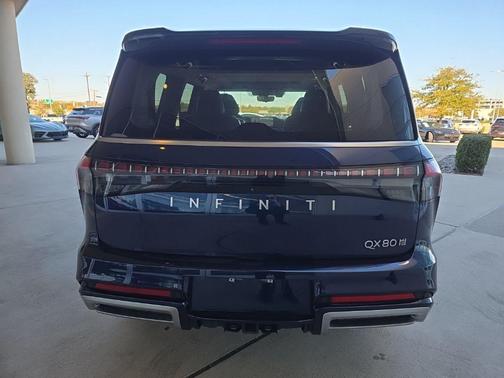 2025 INFINITI QX80 SENSORY
