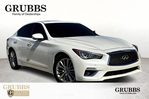 2023 INFINITI Q50 LUXE