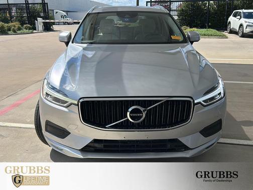 2021 Volvo XC60 T5 Momentum
