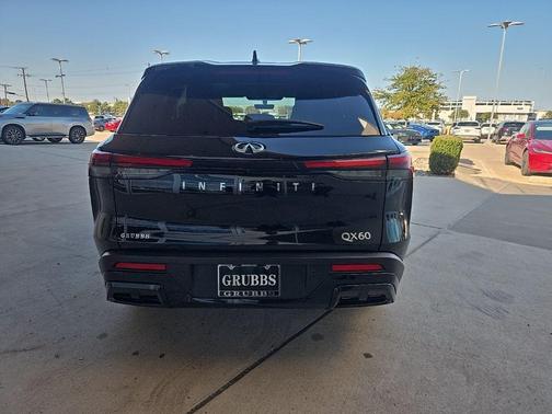 2025 INFINITI QX60 Pure
