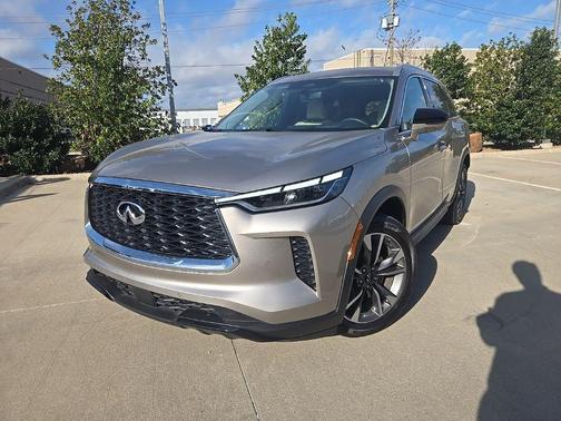 2025 INFINITI QX60 Luxe