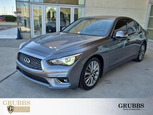 2023 INFINITI Q50 LUXE