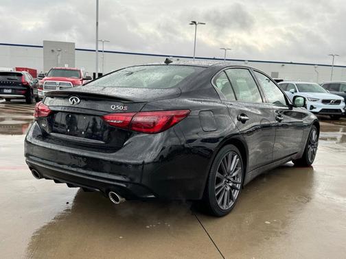 2023 INFINITI Q50 RED SPORT 400