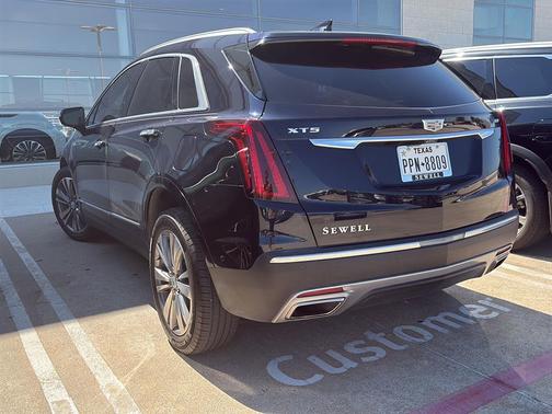 2021 Cadillac XT5 Premium Luxury