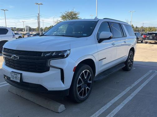 2024 Chevrolet Suburban RST