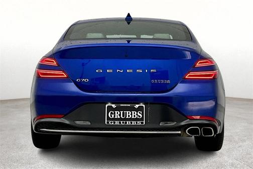 2022 Genesis G70 2.0T
