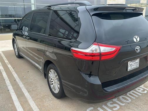 2015 Toyota Sienna XLE Premium