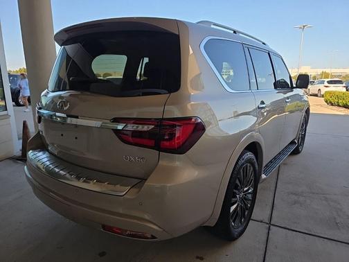 2024 INFINITI QX80 SENSORY