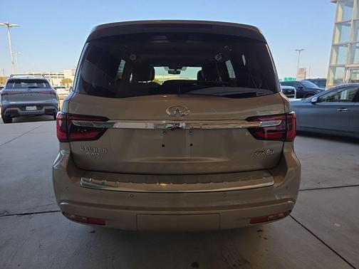 2024 INFINITI QX80 SENSORY