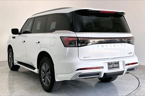 Radiant White 2026 INFINITI QX80 PURE