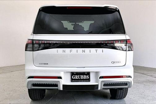 Radiant White 2026 INFINITI QX80 PURE