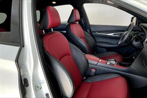 2024 INFINITI QX50 SPORT