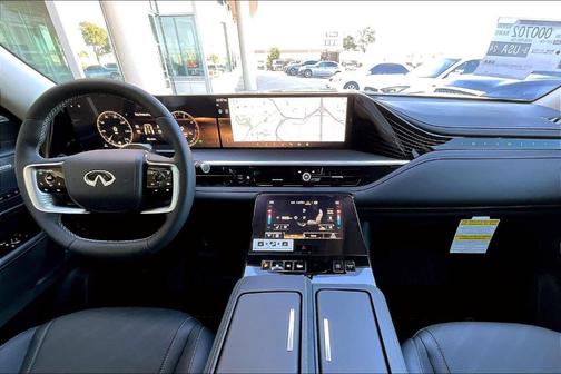 2025 INFINITI QX80 Luxe