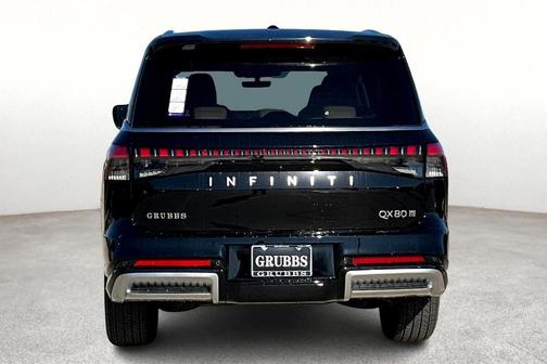 2025 INFINITI QX80 PURE