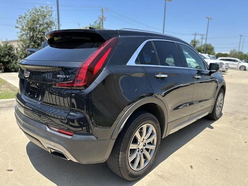 2020 Cadillac XT4 Premium Luxury