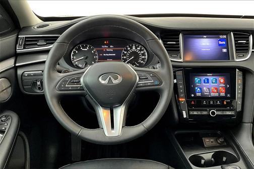 2025 INFINITI QX50 Luxe