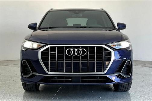 2021 Audi Q3 45 S line Premium