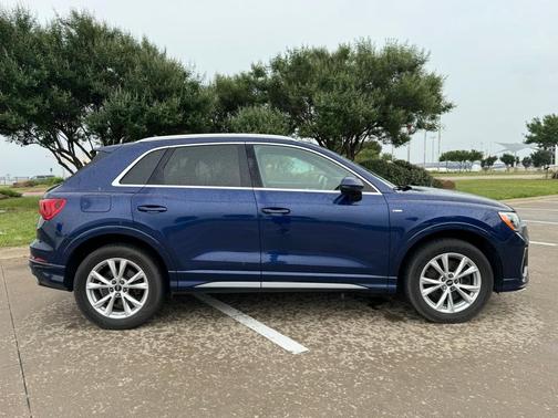 2021 Audi Q3 45 S line Premium