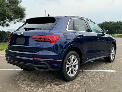 2021 Audi Q3 45 S line Premium