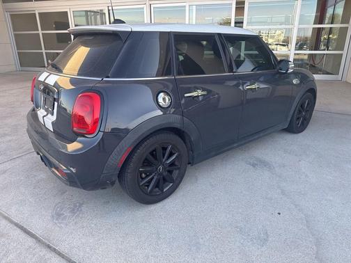 2016 MINI Hardtop Cooper S