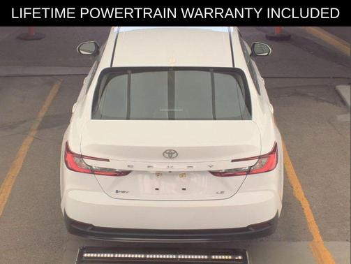 Ice 2025 Toyota Camry LE