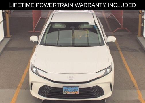 Ice 2025 Toyota Camry LE