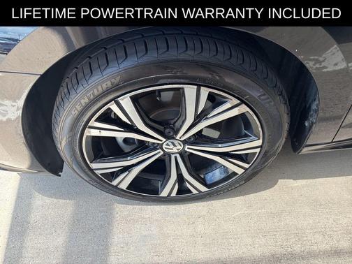 Deep Black Pearl Effect 2022 Volkswagen Passat 2.0T SE