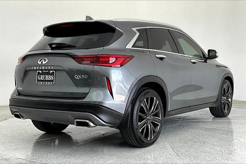 2022 INFINITI QX50 Luxe
