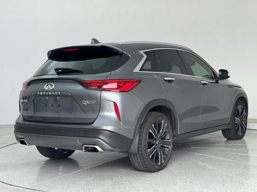2022 INFINITI QX50 Luxe