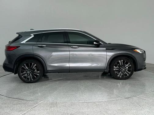 2022 INFINITI QX50 Luxe