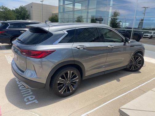 2022 INFINITI QX50 Luxe